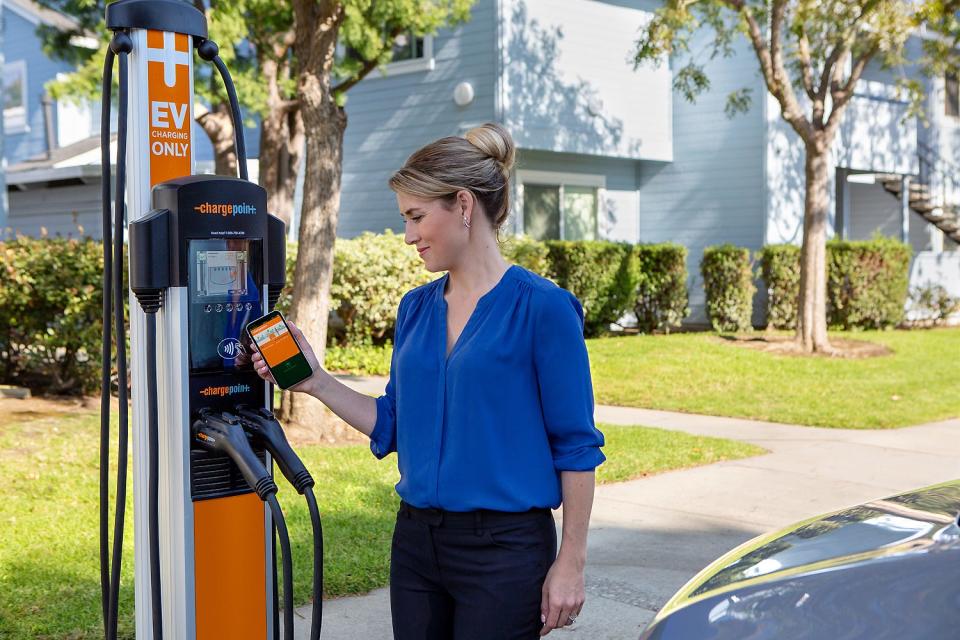 Electric vehicle drivers can use ChargePoint's app or a credit card to pay for charging.