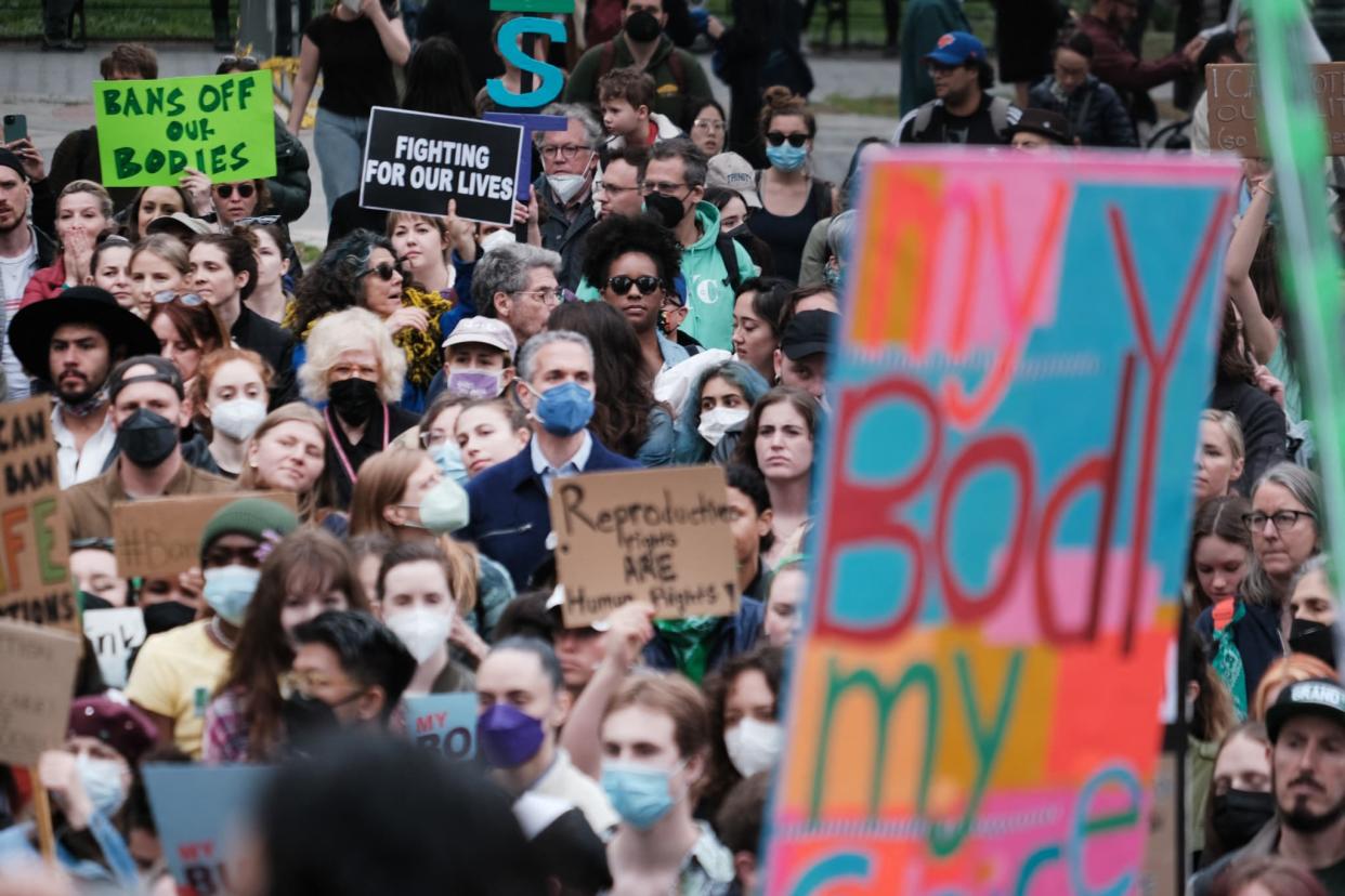 Des milliers de personnes ont manifesté ce mardi 3 mai 2022 à Manhattan pour le droit à l'avortement - SPENCER PLATT / GETTY IMAGES NORTH AMERICA / Getty Images via AFP