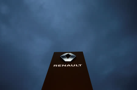 FILE PHOTO: The logo of French car manufacturer Renault is seen at a dealership of the company in Illkirch-Graffenstaden near Strasbourg, France, January 10, 2019. REUTERS/Vincent Kessler/File Photo