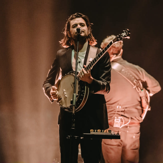 Winston Marshall se casará de nuevo credit:Bang Showbiz