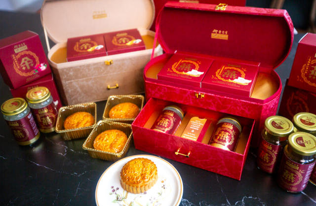 Exquisite Mooncake Designs From Top Luxury Brands in China 2022