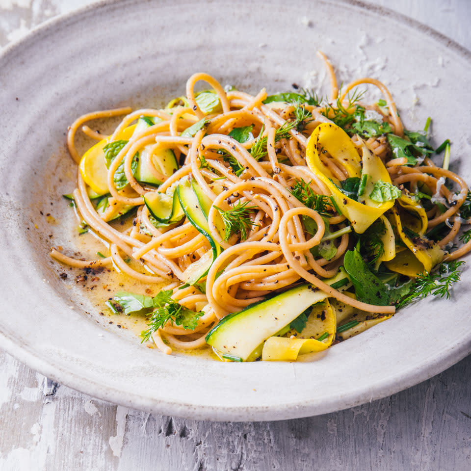 Lemon-Pepper Linguine with Squash