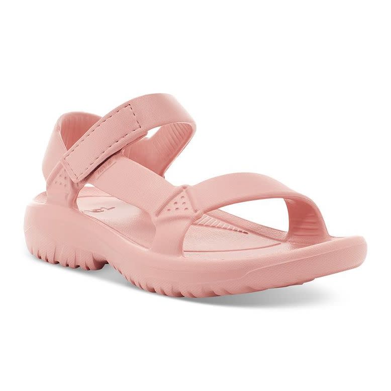 <p><a href="https://www.amazon.com/Teva-Womens-Hurricane-Sandal-Medium/dp/B082J3FQ85/?tag=syn-yahoo-20&ascsubtag=%5Bartid%7C2141.g.27185122%5Bsrc%7Cyahoo-us" rel="nofollow noopener" target="_blank" data-ylk="slk:Shop Now;elm:context_link;itc:0;sec:content-canvas" class="link ">Shop Now</a></p><p>Hurricane Drift Sandals</p><p>amazon.com</p><p>$39.99</p><span class="copyright">Teva</span>