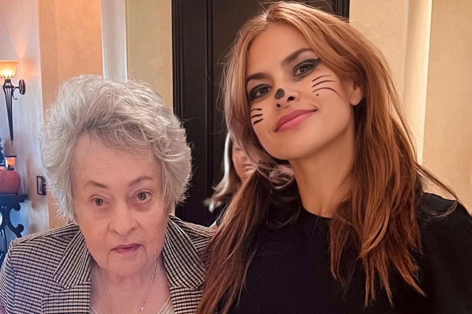 <p>Eva Mendes/Instagram</p> Eva Pere Suarez and Eva Mendes