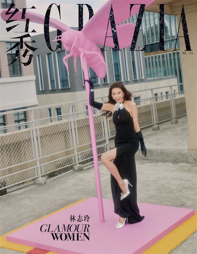 林志玲幫大陸時尚雜誌拍照。（圖／翻攝臉書）