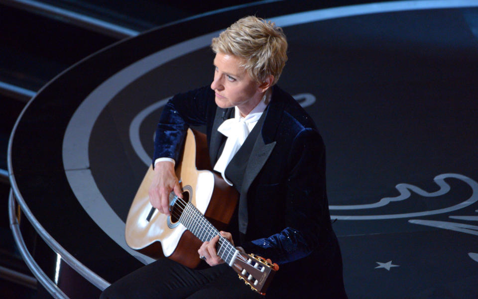 Ellen DeGeneres durante su presentación en los Oscar el domingo 2 de marzo de 2014 en el Teatro Dolby en Los Angeles. (Foto John Shearer/Invision/AP)