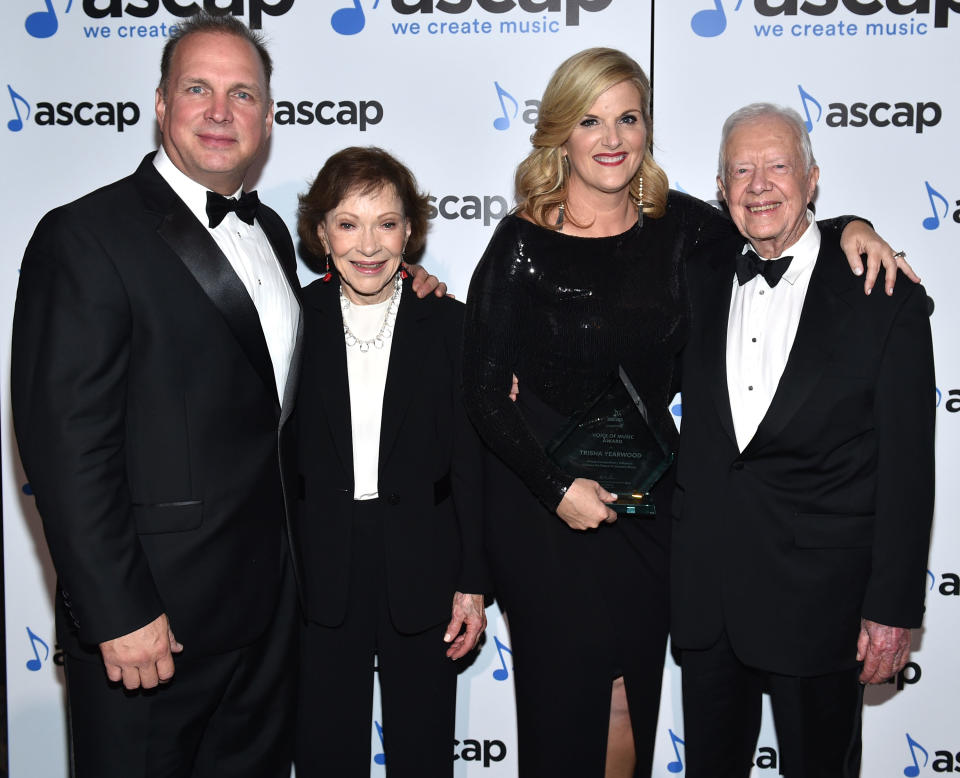 Garth Brooks, Rosalynn Carter, Trisha Yearwood, and President Jimmy Carter attend the 53rd annual ASCAP Country Music Awards in 2015. (John Shearer/Getty Images)