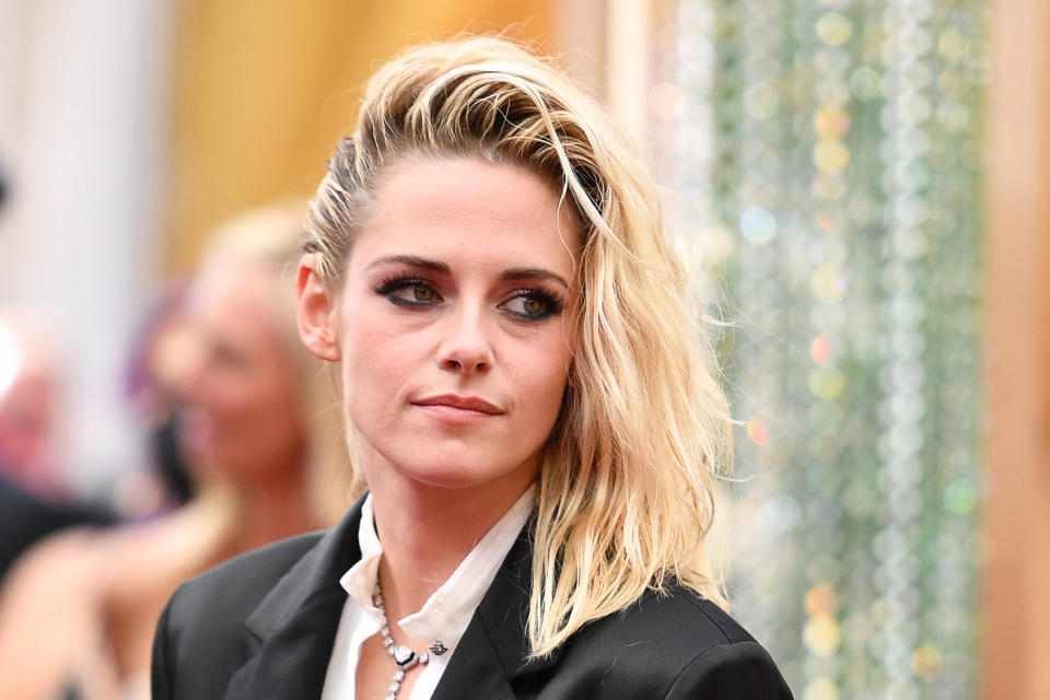 US actress Kristen Stewart attends the 94th Oscars at the Dolby Theatre in Hollywood, California on March 27, 2022. (Photo by ANGELA WEISS / AFP) (Photo by ANGELA WEISS/AFP via Getty Images)