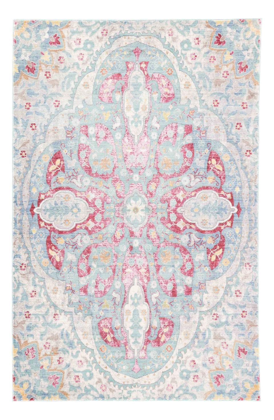 10 Big, Decidedly Not-Boring Rugs on Sale at Nordstrom RN