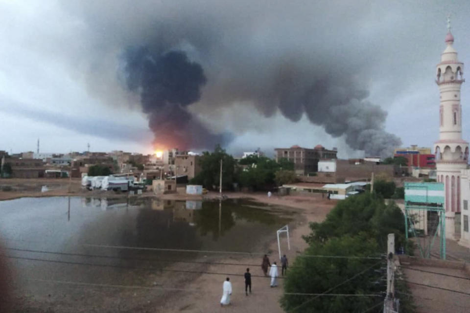 Smoke rises over Khartoum, Sudan, Wednesday, June 7, 2023. Saudi Arabia and the United States have urged Sudan's warring parties to agree to and "effectively implement" a cease-fire as the fighting in the northeastern African nation showed no signs of abating. (AP Photo)