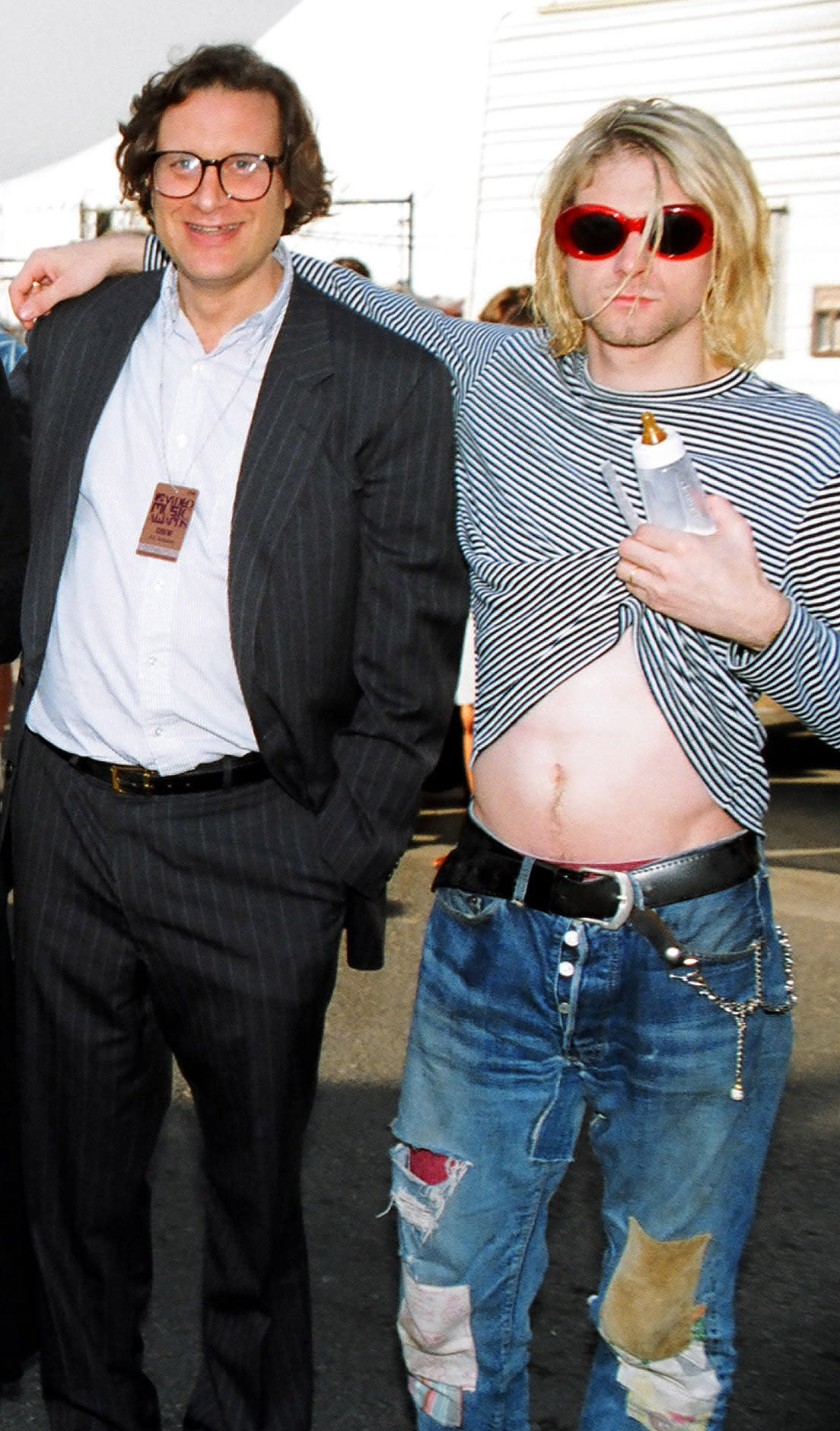 Danny Goldberg and Kurt Cobain at the 1992 VMAs. (Photo: Jeff Kravitz/FilmMagic, Inc)