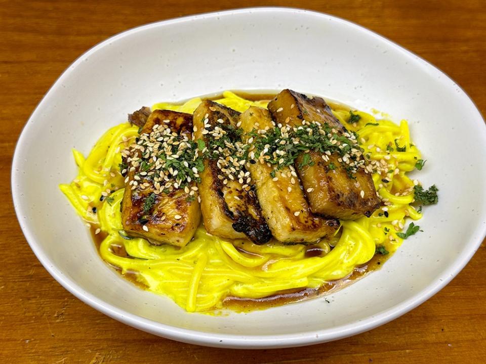 Char Siu Tofu Curry Pasta is sunshine yellow creamy curry pasta with that soft tofu grilled to have similar flavours of 'char siu'.