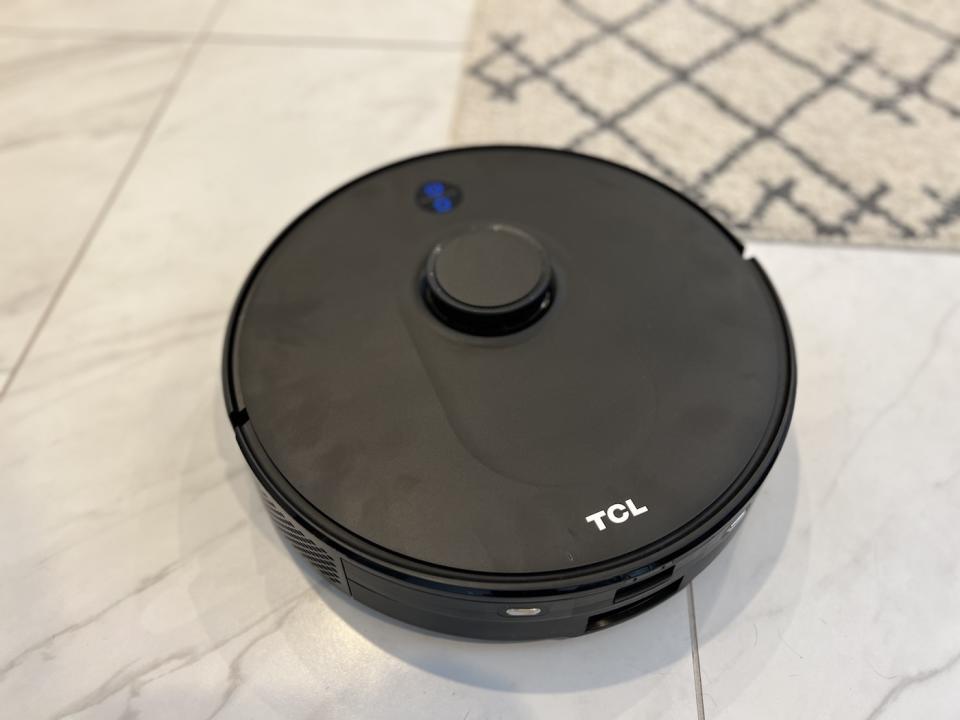 TCL Sweeva 6500 robot vacuum review