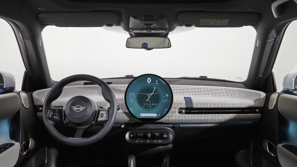 2025 mini cooper se electric interior