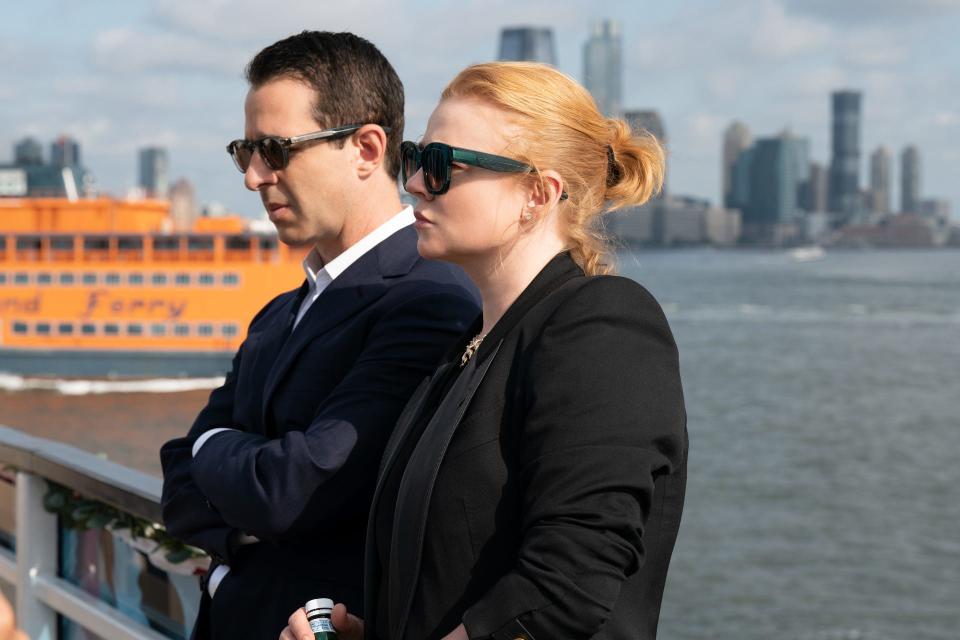 Kendall (Jeremy Strong) and Shiv (Sarah Snook) deal with the major "Succession" death.