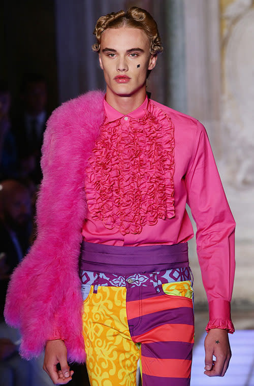 <p>Who says dudes can't wear hot pink fur?</p>