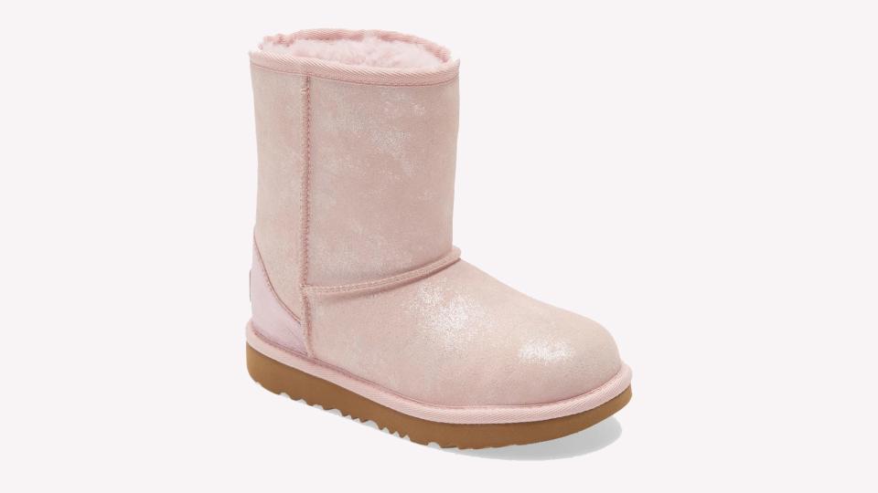 How darling are these mini UGGs?