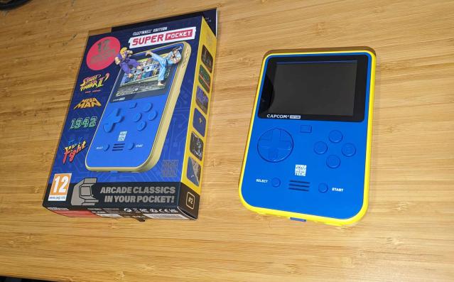 Super Pocket is the Perfect $59 Retro Handheld For Gamers Who Don't Want to  Deal With ROMs