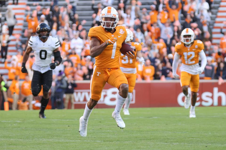 Nov 27, 2021; Knoxville, Tennessee, USA; Tennessee Volunteers wide receiver Velus Jones Jr. (1) runs the ball against the Vanderbilt Commodores during the first half at Neyland Stadium.