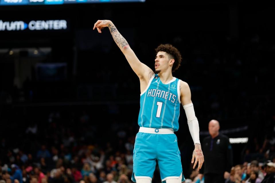 charlotte hornets trades free agency rumors depth chart 2023-24