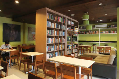 Unique concept: The library concept of the cafe is unique in its genre as the place itself is filled with books all over the walls.