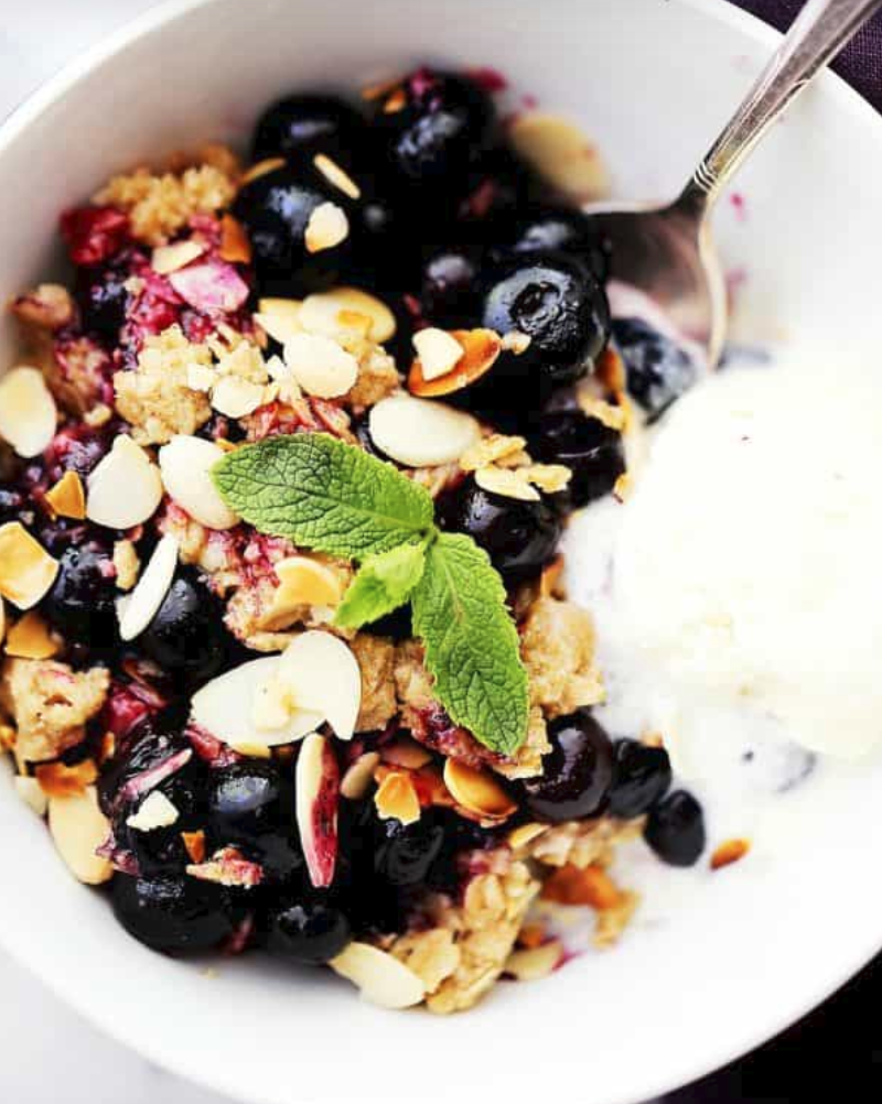 Crock Pot Blueberry Crisp