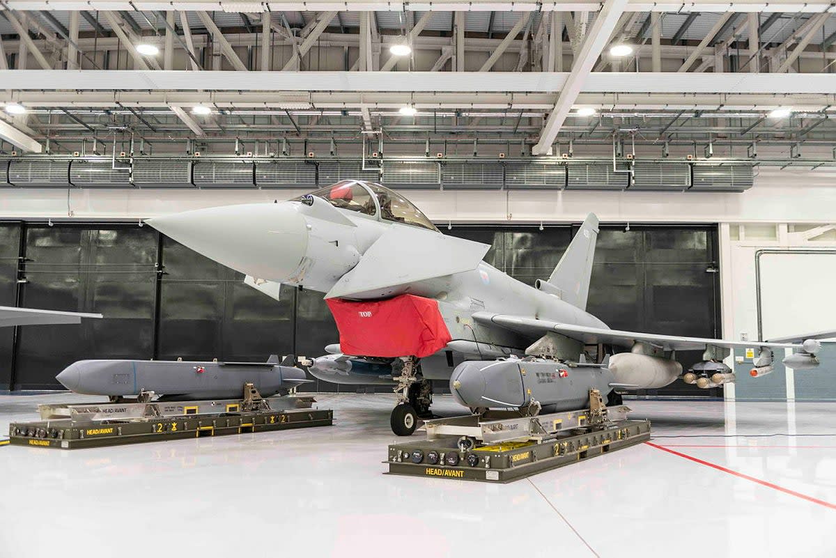 File photo: Storm Shadow missiles with a jet (UK Ministry of Defence)