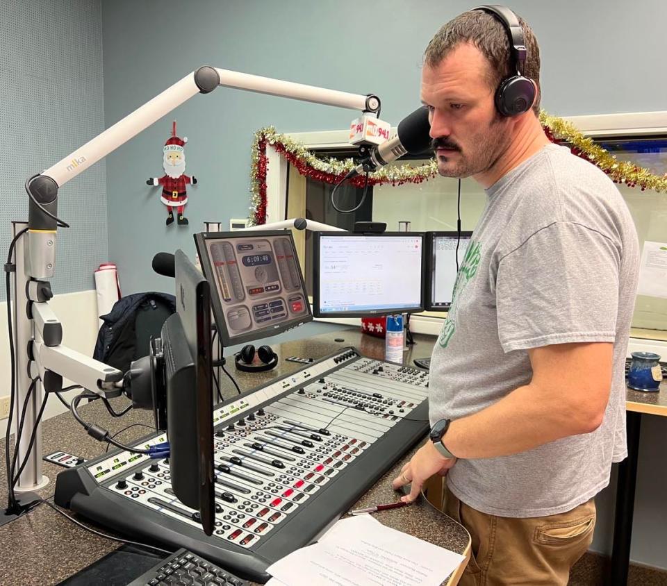 A longtime Stark County radio personality, Matt Fantone now hosts a new morning show on Mix 94.1 in Canton.