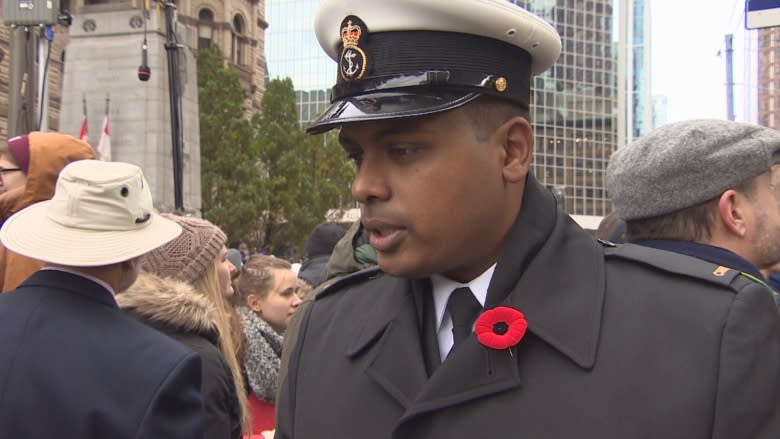 'How fortunate we are': Canadians' service honoured at Remembrance Day ceremonies