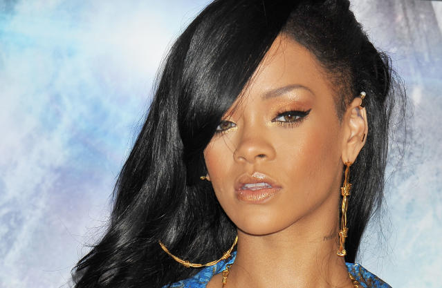 What to Buy From Rihanna's Fenty Beauty Makeup Line