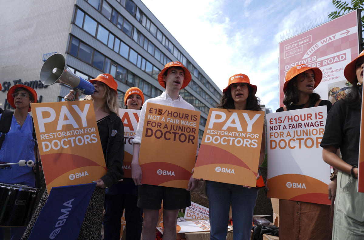 Thousands of doctors strike in England a week before the British general election