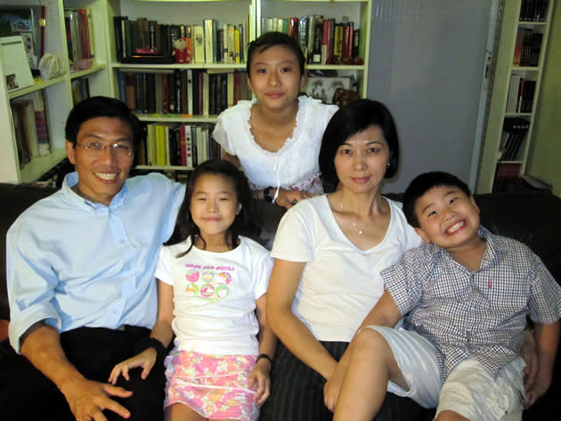 chee-family-1