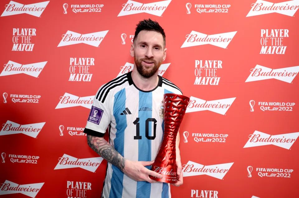 Lionel Messi  por el Argentina vs Australia. | Foto: Mark Metcalfe - FIFA/FIFA via Getty Images