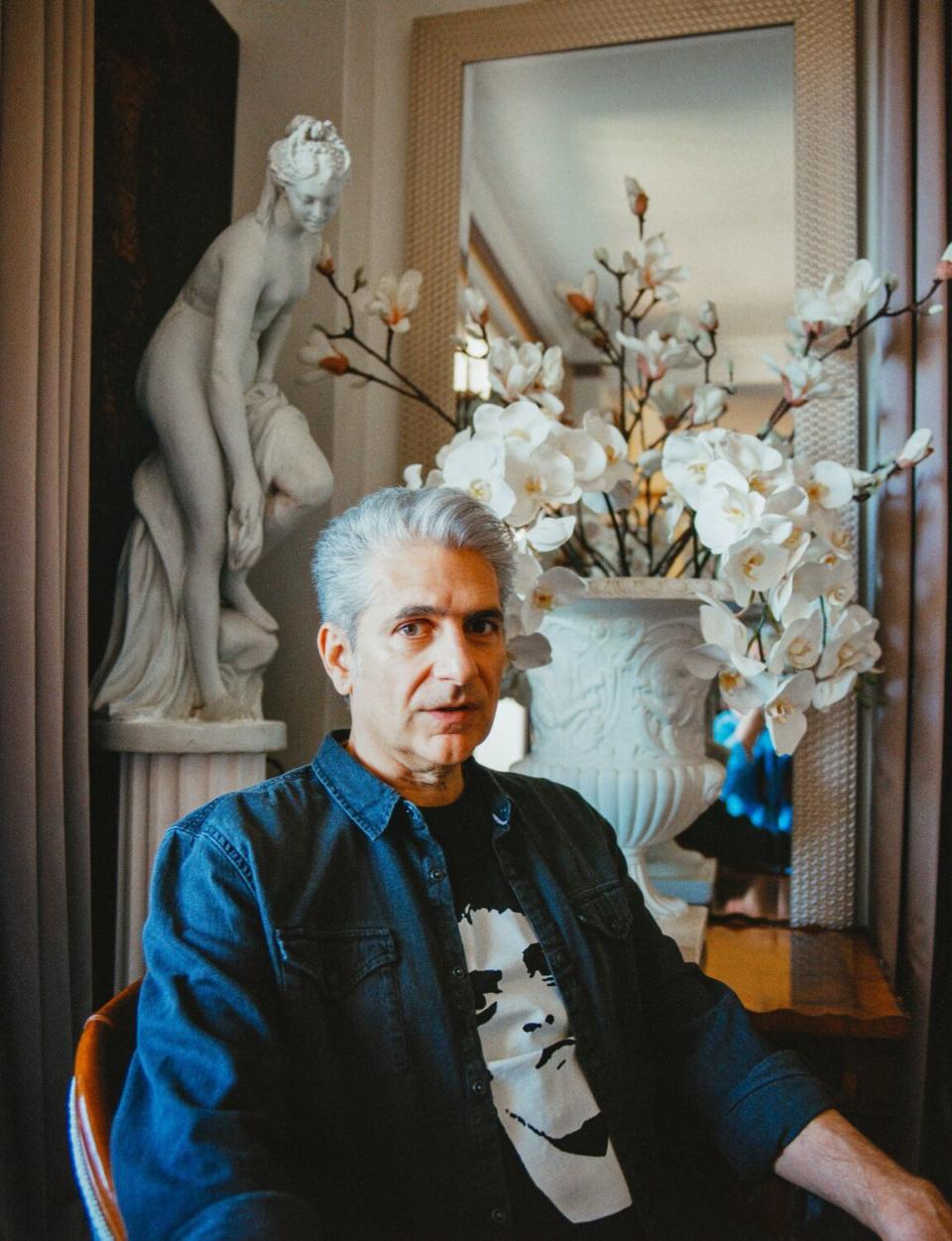 Portrait of actor Michael Imperioli in his Manhattan apartment.