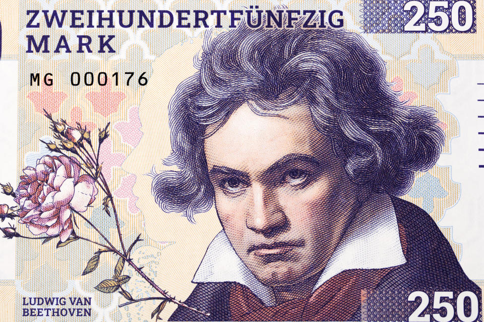 Ludwig van Beethoven un retrato de cerca de dinero (Getty Creative)