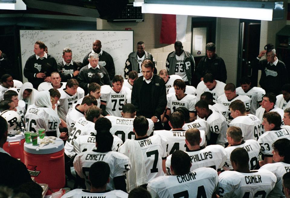 FRIDAY NIGHT LIGHTS, Billy Bob Thornton, 2004