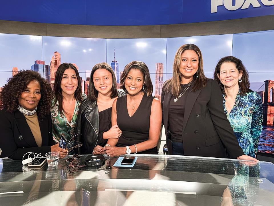 homas with journalist Lori Stokes, her three daughters and Rachel Warren on Stokes’ last day at Fox 5’s Good Day New York.