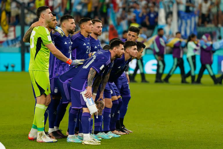 El equipo titular que salió a jugar para la Argentina ante Polonia, con las sorpresas de los ingresos de Enzo Fernández y Julián Álvarez