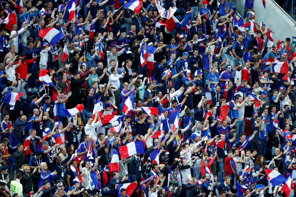 <p>France fans celebrate after the match. REUTERS/Max Rossi </p>