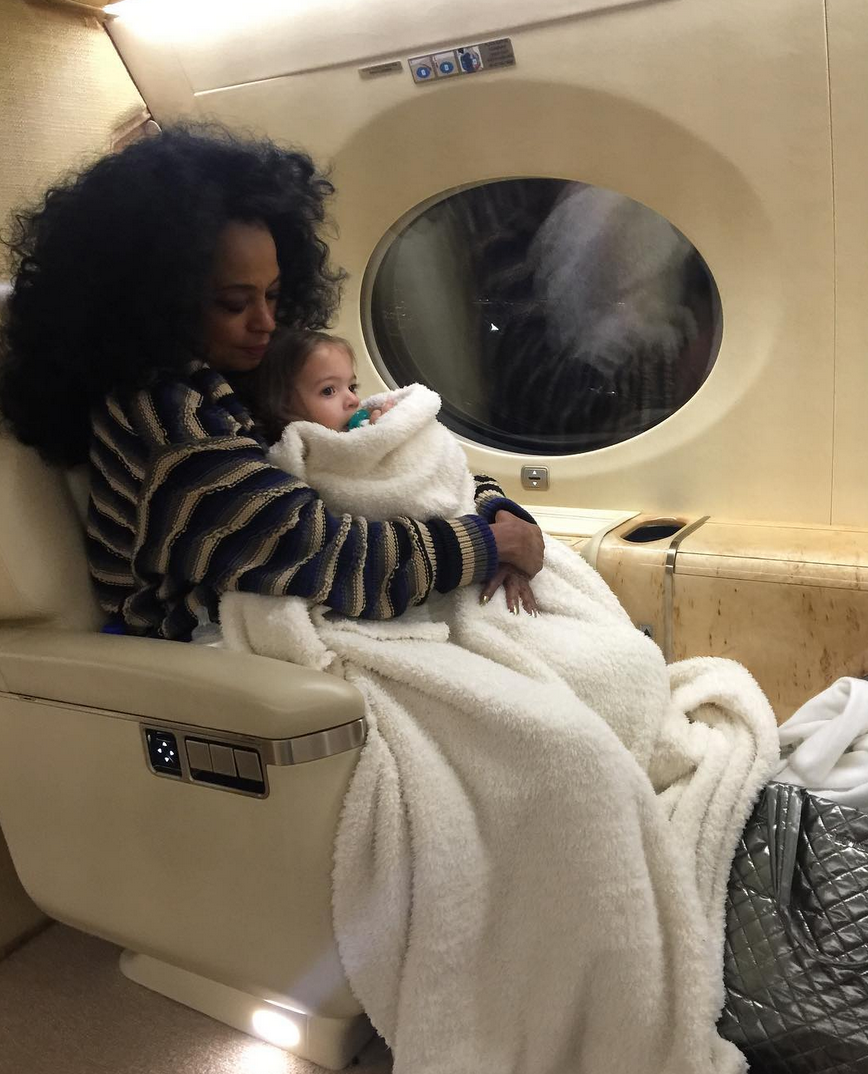 <p>The actor — and Ashlee Simpson’s husband — shared this sweet pic of his mother, singer Diana Ross, snuggling his daughter, Jagger Snow, 2, aboard a private plane. “This photo is everything to me!” he wrote. “So much love. My mom loving on my baby girl! Everything!” (Photo: <a rel="nofollow noopener" href="https://www.instagram.com/p/Bamx9I7HqK1/?taken-by=realevanross" target="_blank" data-ylk="slk:Evan Ross via Instagram;elm:context_link;itc:0;sec:content-canvas" class="link ">Evan Ross via Instagram</a>) </p>