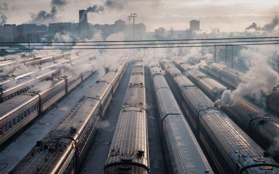 Trains at Moscows Leningradsky and Yaroslavsky railway stations