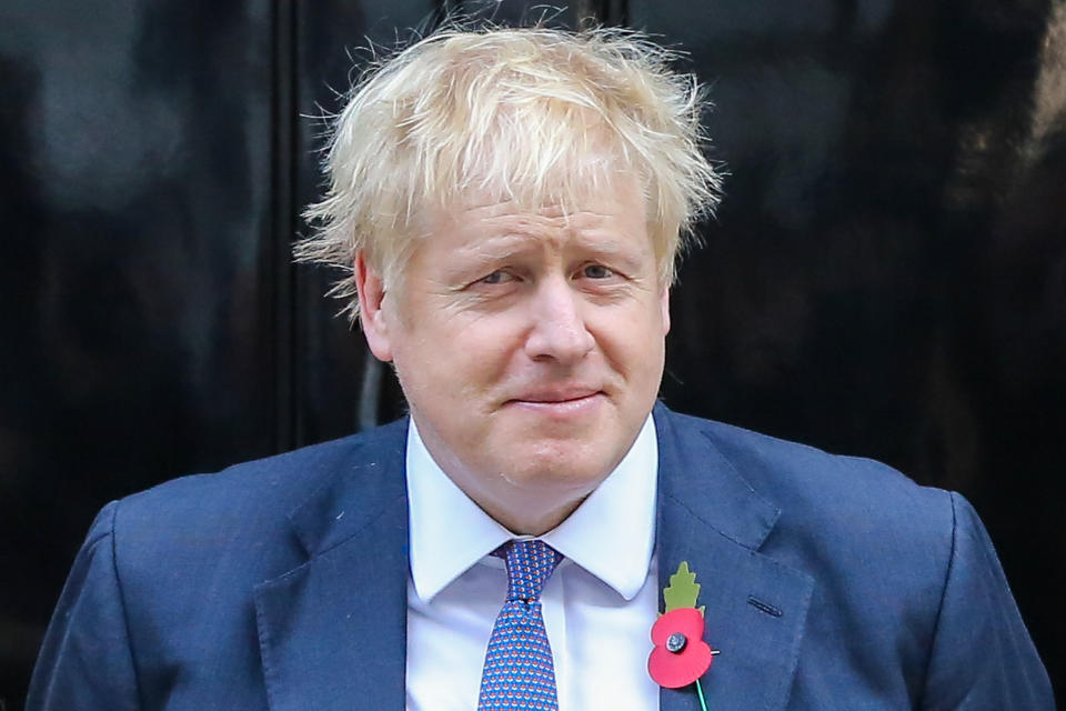 LONDON, UNITED KINGDOM - 2019/10/28: British Prime Minister Boris Johnson at the steps of No 10 Downing Street on the day the MPs debate and vote on his motion for a general election on 12 December 2019.  The UK will not leave the European Union on 31 October 2019 as the leaders of the European Union have granted an extension for Brexit until 31 January 2020. (Photo by Steve Taylor/SOPA Images/LightRocket via Getty Images)