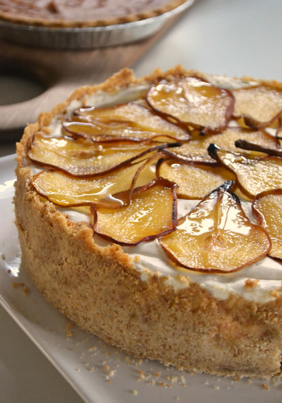 Caramel & Roasted Pear No-Bake Cheesecake