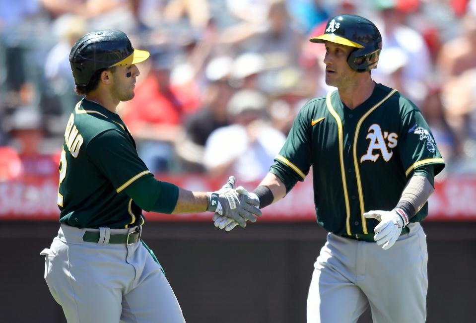 ATLETICOS-ANGELINOS (AP)