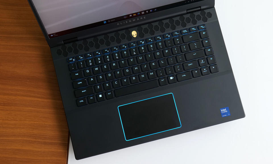 <p>The m16 R2's keyboard can be upgraded with per-key RGB lighting.</p>
