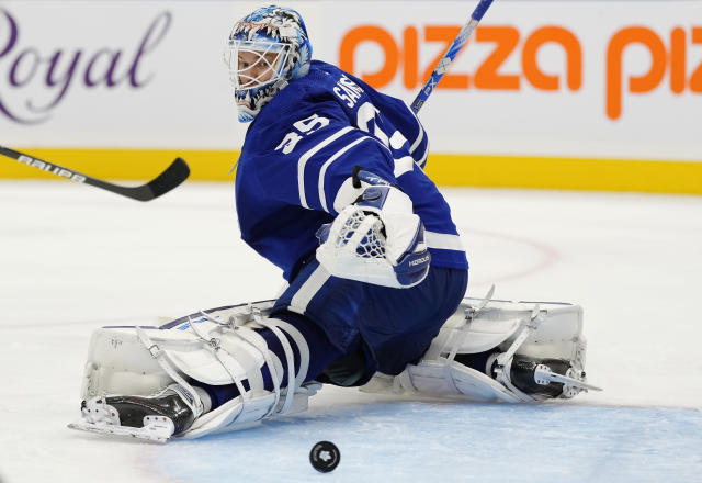 Auston Matthews has hat trick, Maple Leafs rally to beat Canadiens 6-5 in  shootout