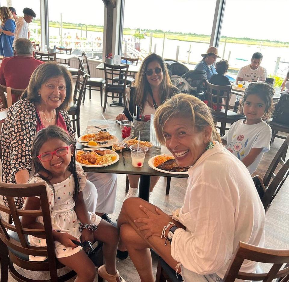 Hoda Kotb Enjoys Extended Family Meal with Daughters Hope and Haley: ‘Gangs All Here!’