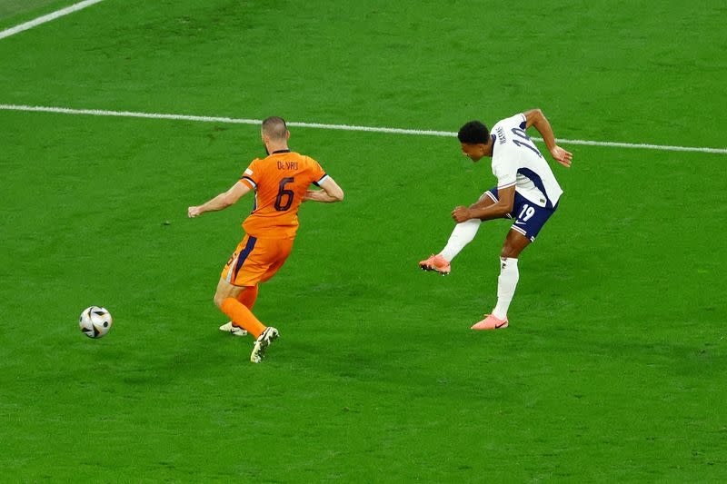 Foto del miércoles de Ollie Watkins marcando el gol del triunfo de Inglaterra ante Países Bajos