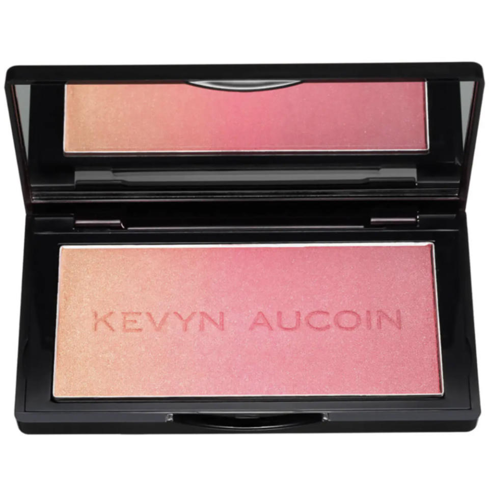 Kevyn Aucoin blush