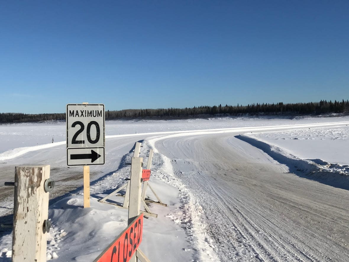 A file photo of the ice crossing at the Liard River. Fort Simpson is only accessible by an ice road in the winter and a ferry service in the summer.  (Anna Desmarais/CBC - image credit)